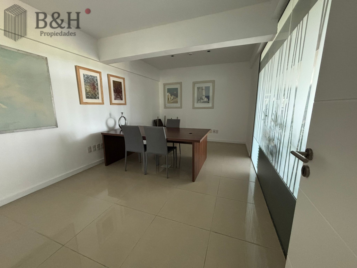 Apartamento ID.4152 - Excelente apartamento de 3 dormitorios en suite - Parada 30 de la Brava 