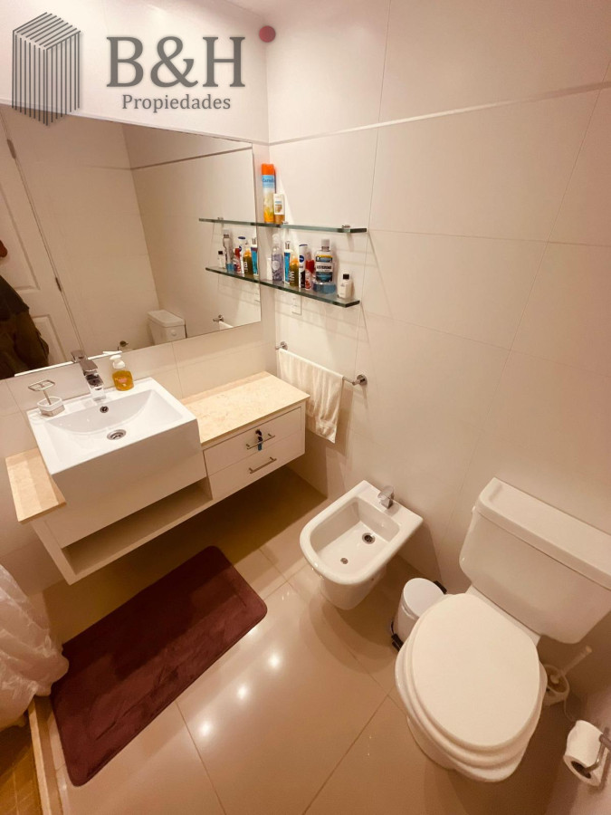 Apartamento ID.4116 - Apartamento de 2 dormitorios en suite - Punta del Este 