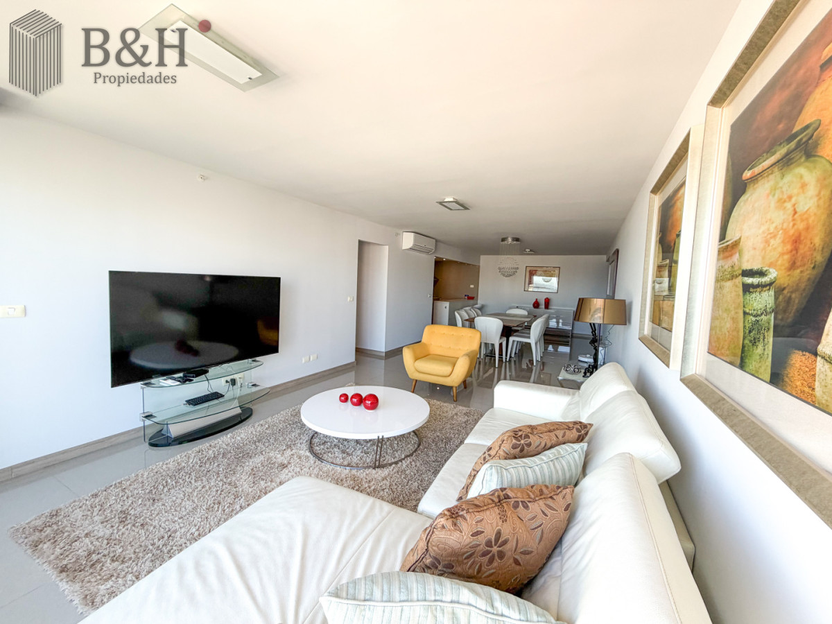 Apartamento ID.6969 - Apartamento de 3 dormitorios en venta, Punta del Este