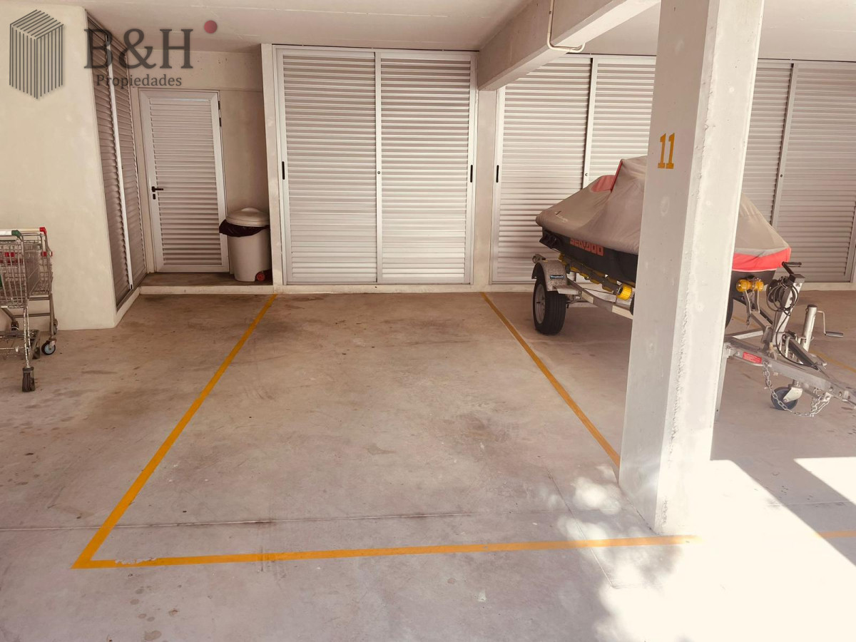 Apartamento ID.4116 - Apartamento de 2 dormitorios en suite - Punta del Este 