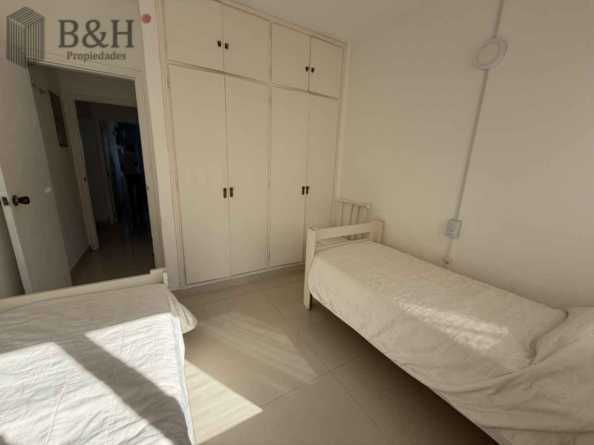 Apartamento ID.6193 - Apartamento en alquiler por Temporada Punta del Este, Brava. 3 dormitorios