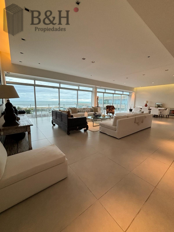 Apartamento ID.2303 - Apartamento exclusivo en Edificio de Categoria en la Brava - ACQUA LIBRE TEMPORADA