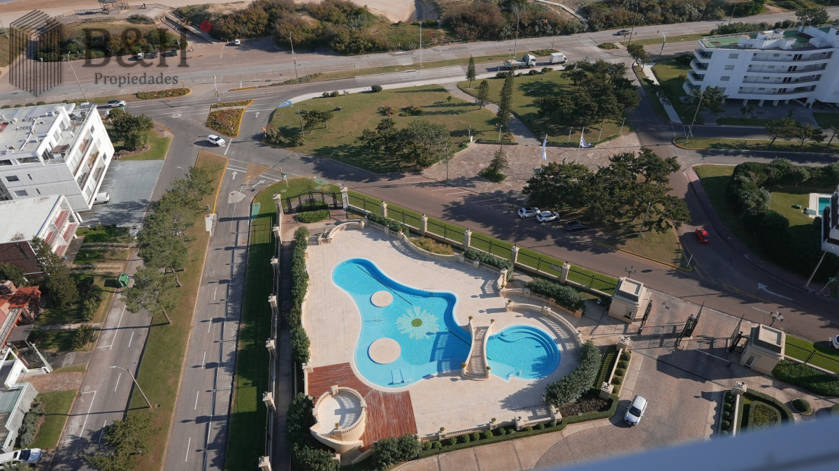 Apartamento ID.4809 - Apartamento de 3 dormitorios a la venta y en alquiler anual - Punta del Este 