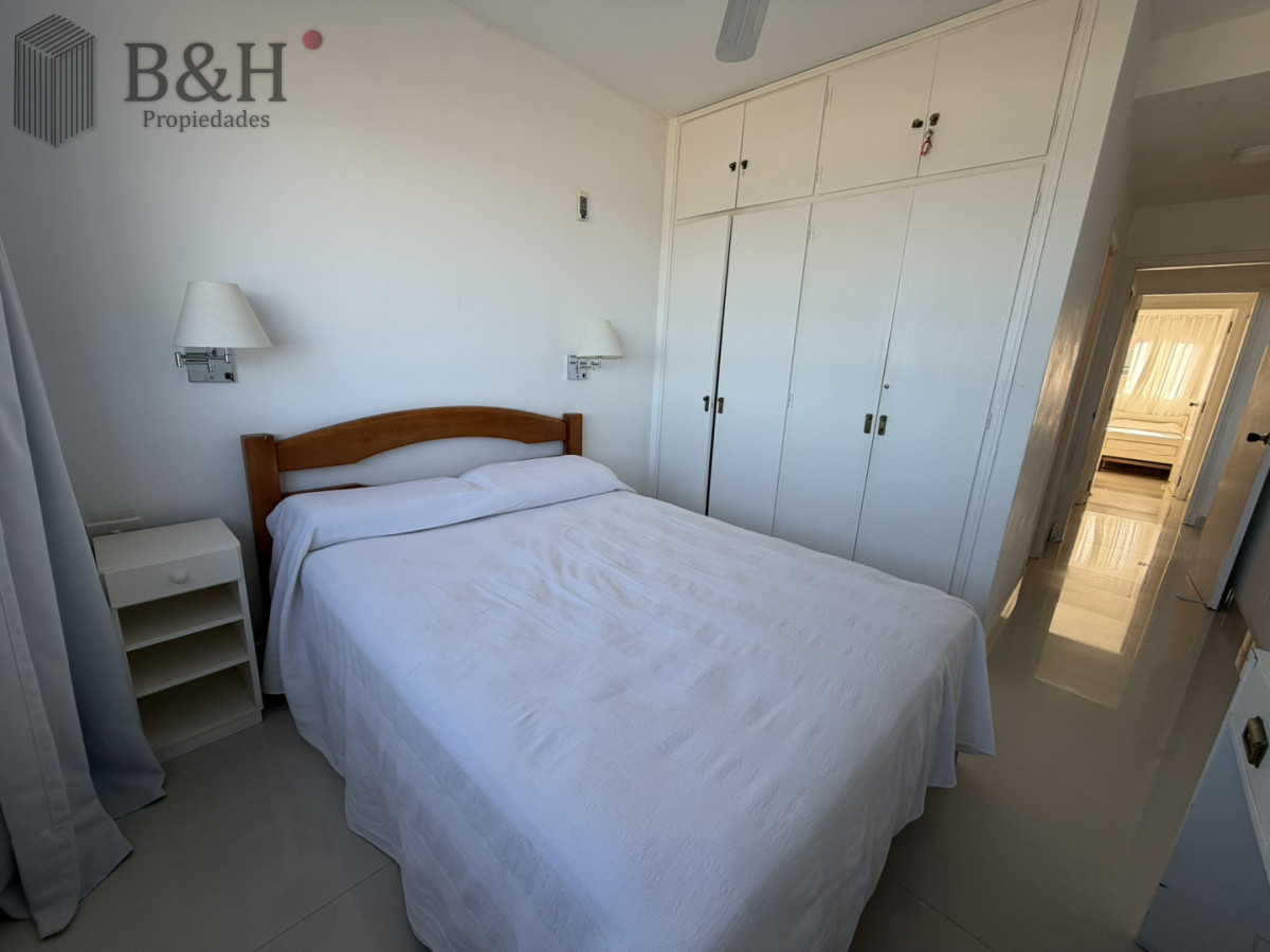 Apartamento ID.6193 - Apartamento en alquiler por Temporada Punta del Este, Brava. 3 dormitorios