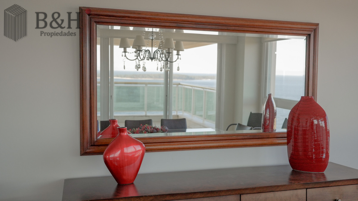 Apartamento ID.4809 - Apartamento de 3 dormitorios a la venta y en alquiler anual - Punta del Este 