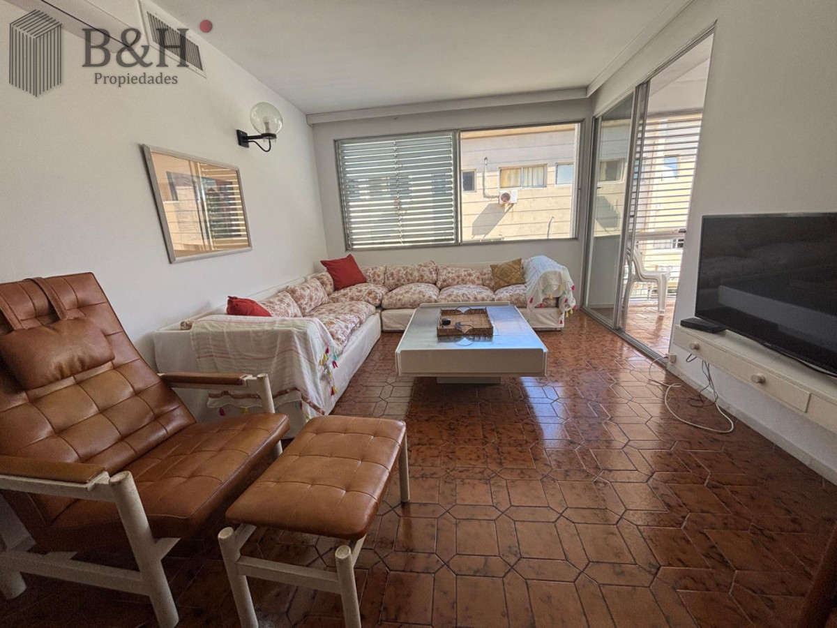 Apartamento ID.1877 - Apartamento en Peninsula de 2 dormitorios y dependencia en Alquiler Invernal