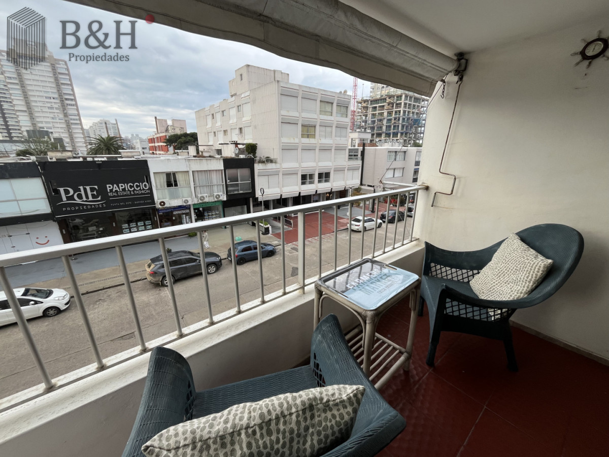 Apartamento ID.7411 - Apartamento invernal en Península, 2 dormitorios, garaje y balcón