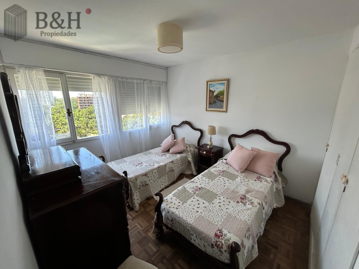 Apartamento ID.5690 - alquiler de verano, Aidy Grill 3 dormitorios Punta del Este