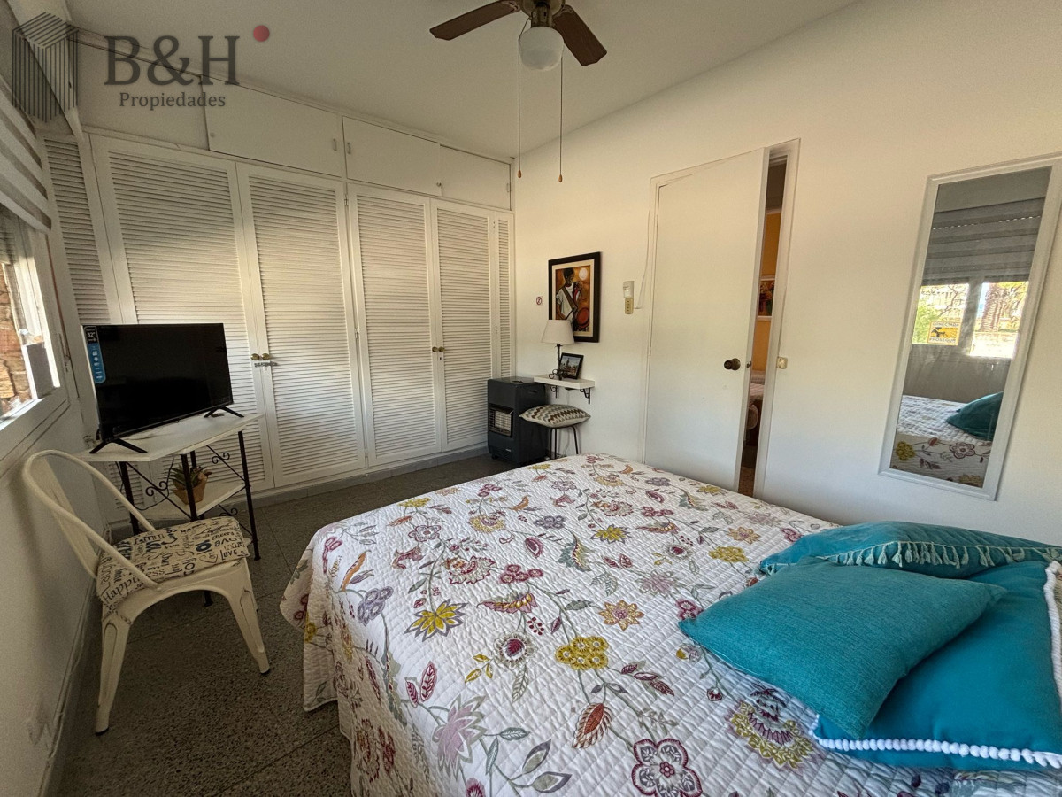 Apartamento ID.4602 - Apartamento de 2 dormitorios en venta, Península - Punta del Este