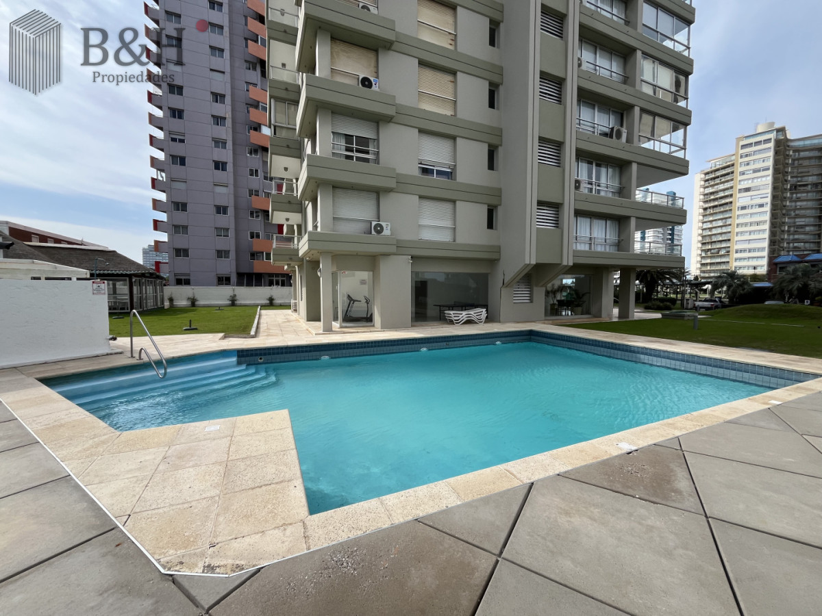 Apartamento ID.7712 - Apartamento en Venta en Playa Brava 2 dormitorios