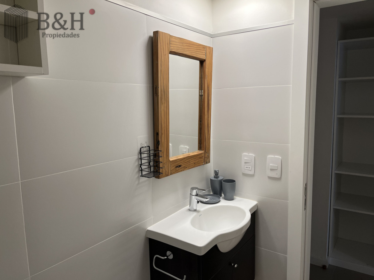 Apartamento ID.7022 - Monoambiente en alquiler con Garaje - Cerca de Atlántico Shopping