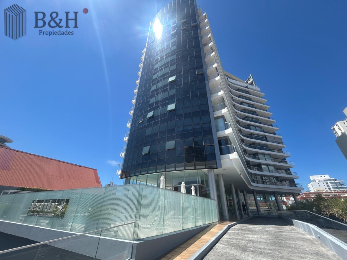 Apartamento ID.6205 - Apartamento de 3 dormitorios en venta, Punta del Este