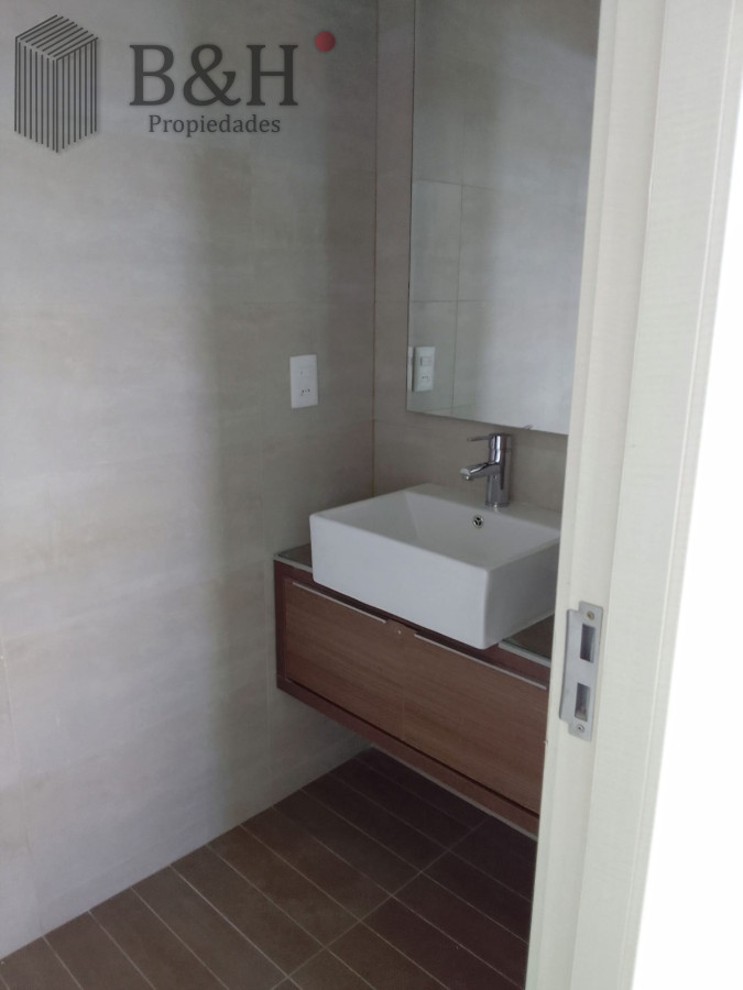 Apartamento ID.1979 - Agradable Pent House de 2 dormitorios con gran vista al mar