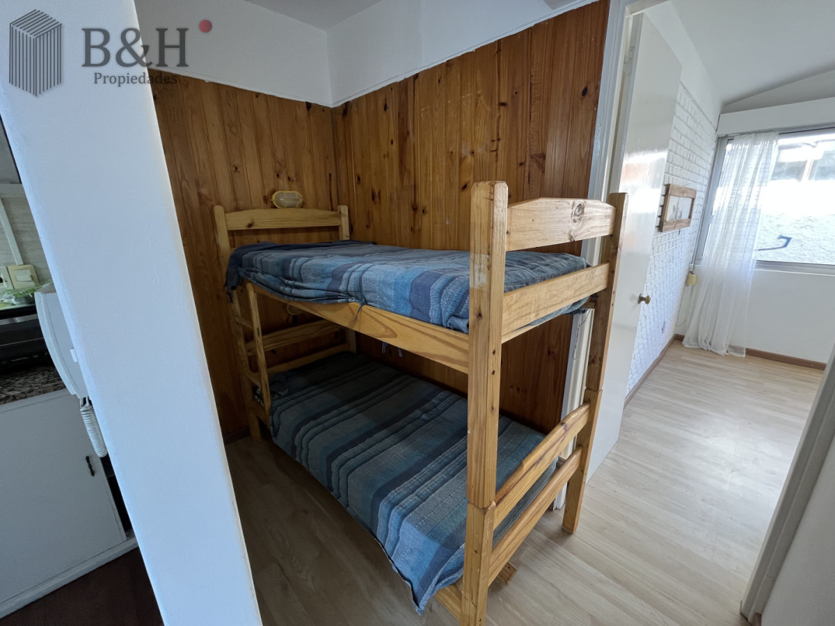 Apartamento ID.7263 - Apartamento en Península en Alquiler Anual con garaje