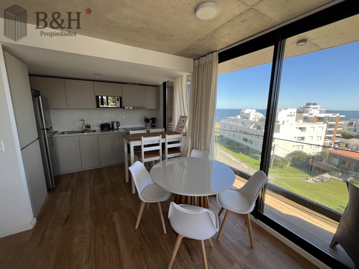 Apartamento ID.7119 - Apartamento de 2 dormitorios con vista al Mar en alquiler - Playa Mansa