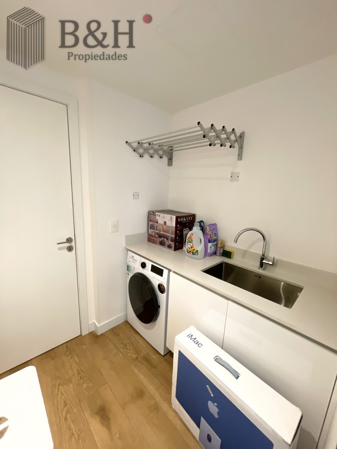 Apartamento ID.5664 - Apartamento de 2 dormitorios en alquiler, torre TRUMP Punta del Este