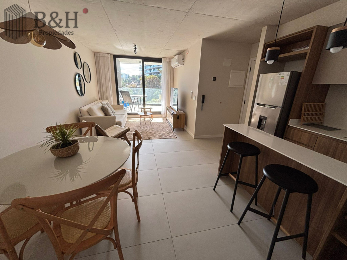 Apartamento ID.6966 - Espectacular apartamento en torre con todos los servicios 