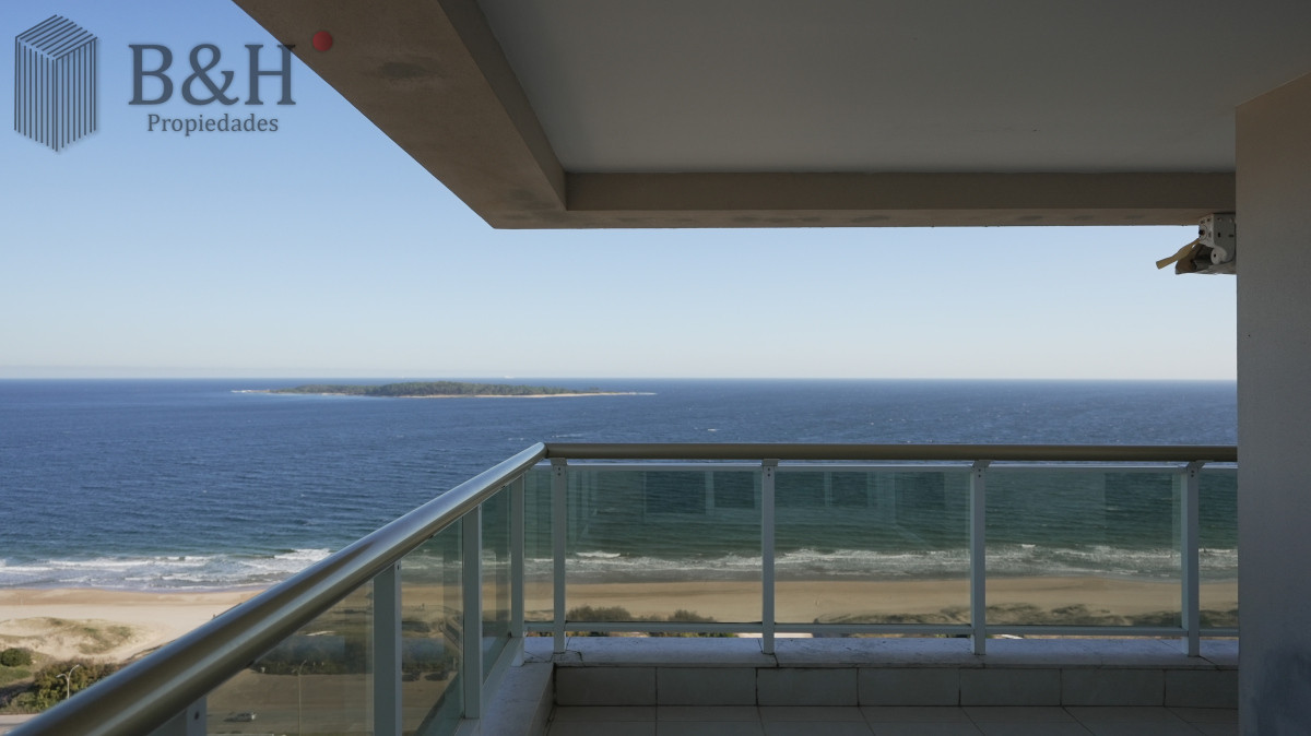 Apartamento ID.4809 - Apartamento de 3 dormitorios a la venta y en alquiler anual - Punta del Este 