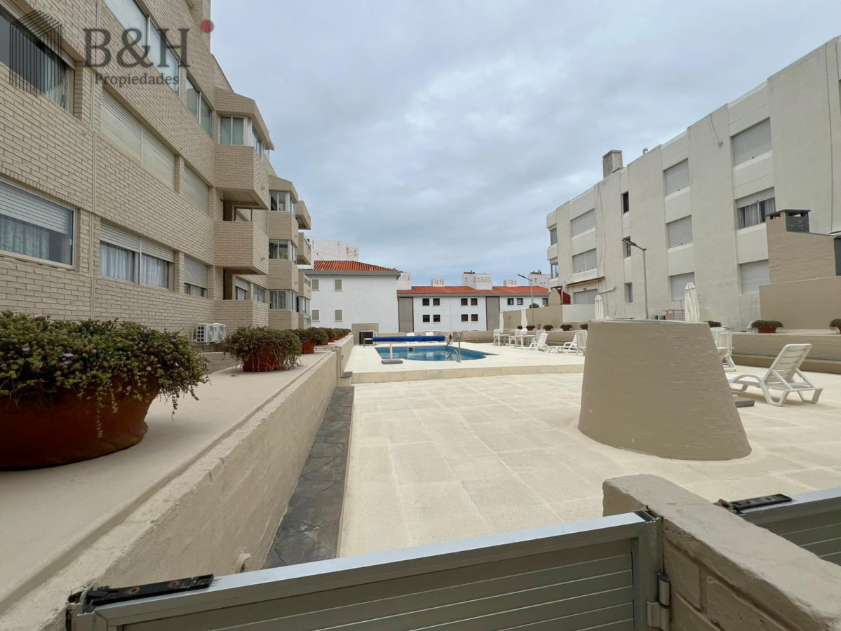 Apartamento ID.6617 - Hermoso apartamento en venta península 3 dormitorios  