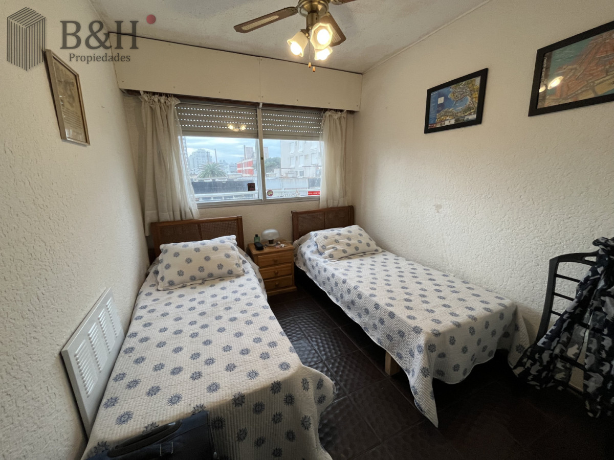 Apartamento ID.7411 - Apartamento invernal en Península, 2 dormitorios, garaje y balcón