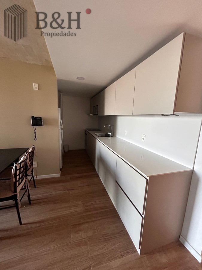Apartamento ID.4845 - Apartamento en primera línea Alquiler Anual