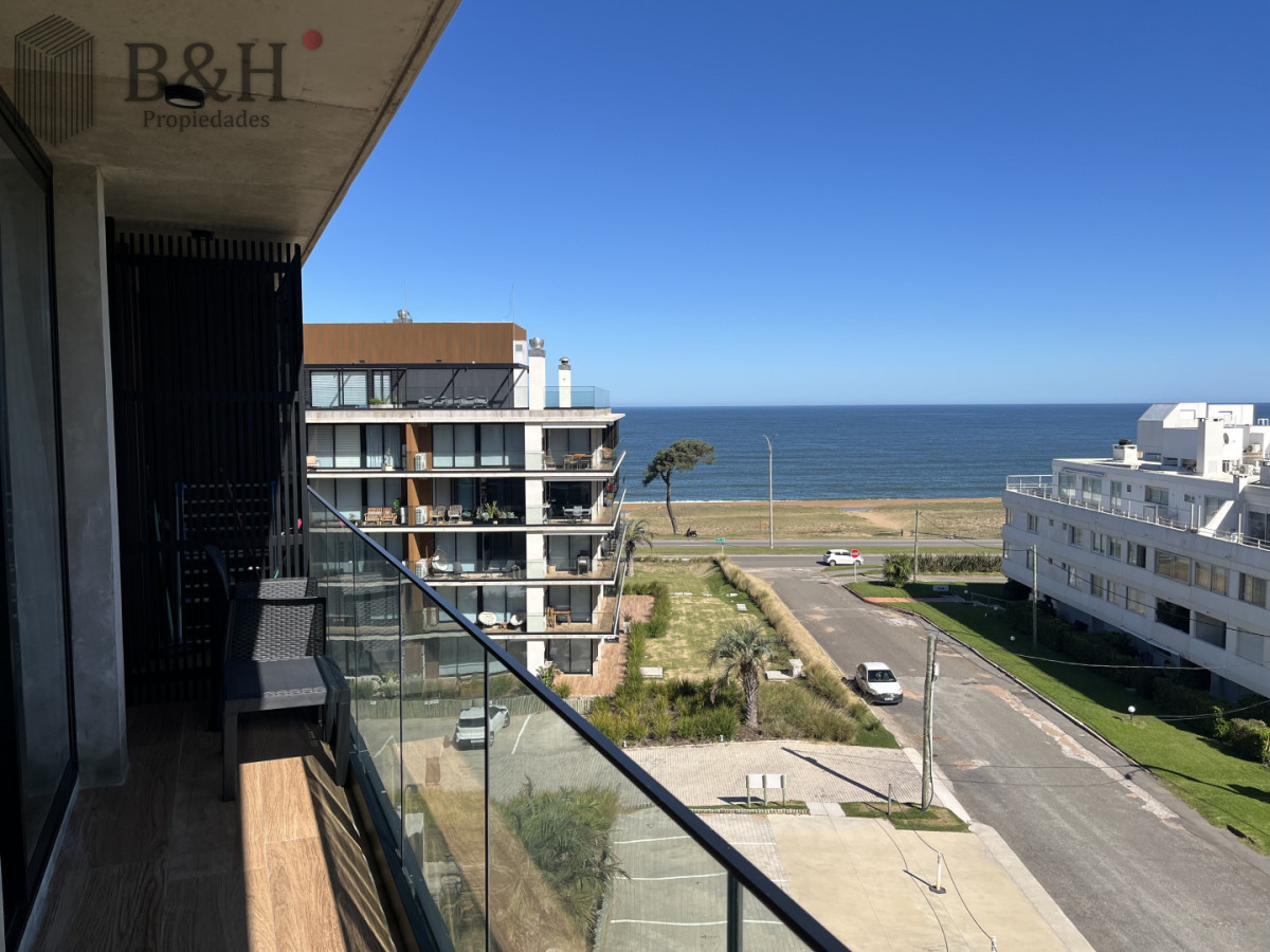 Apartamento ID.7119 - Apartamento de 2 dormitorios con vista al Mar en alquiler - Playa Mansa