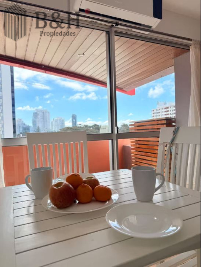 Apartamento ID.5966 - Alquiler de temporada, apartamento, 3 dormitorios, Punta del Este