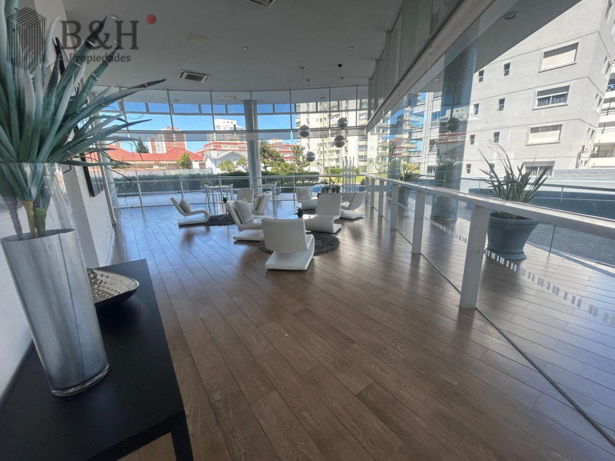 Apartamento ID.6205 - Apartamento de 3 dormitorios en venta, Punta del Este