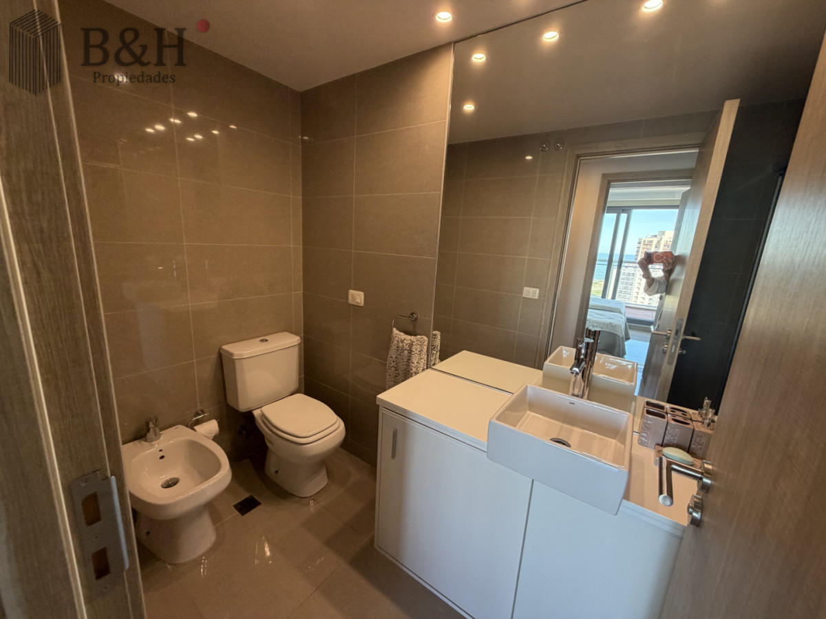 Apartamento ID.6969 - Apartamento de 3 dormitorios en venta, Punta del Este