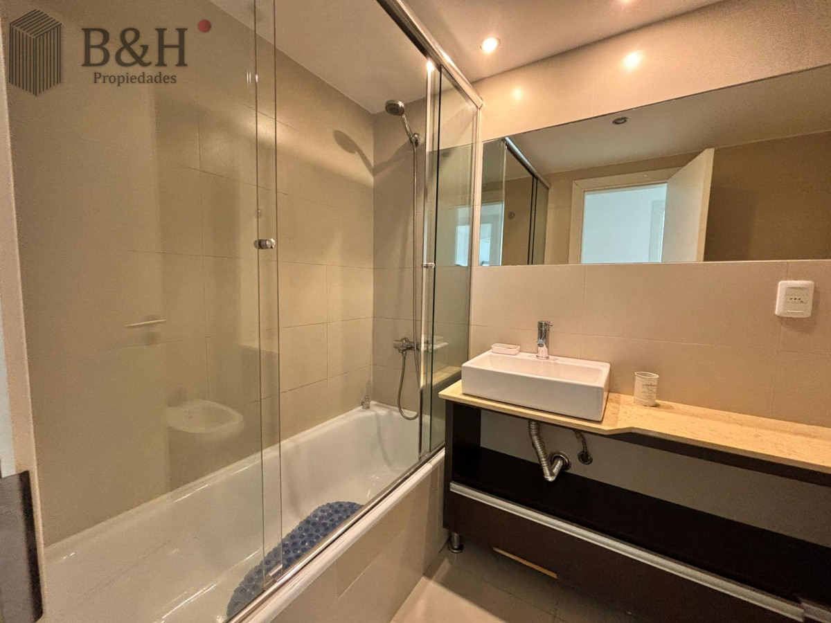 Apartamento ID.6163 - Apartamento de 3 dormitorios, primera linea Punta del Este
