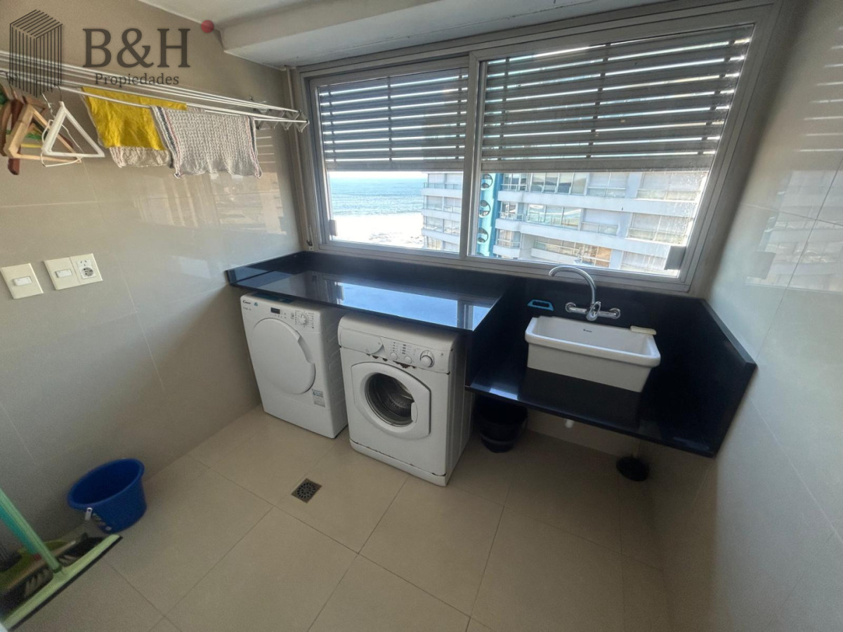 Apartamento ID.6991 - apartamento en venta 3 dormitorios más servicio en brava 