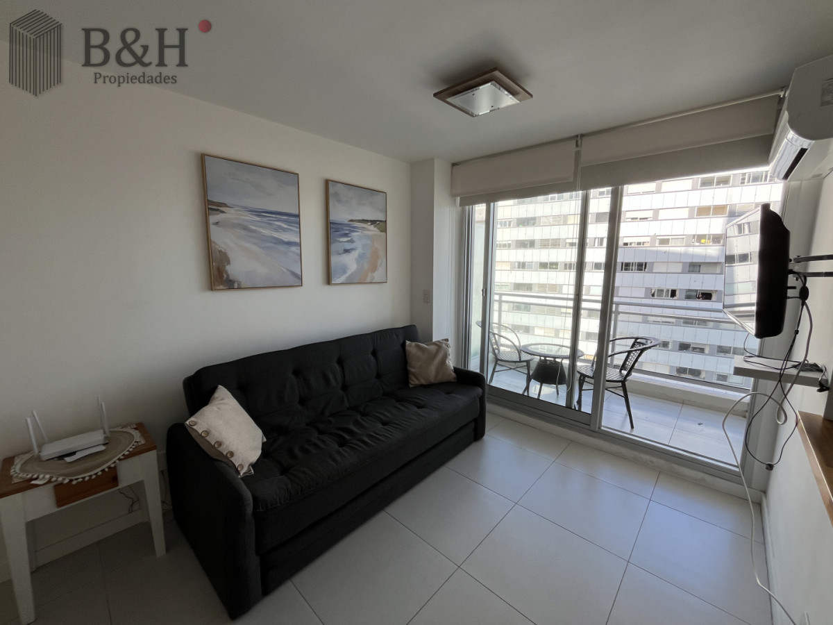 Apartamento ID.6946 - Alquiler invernal Apartamento de 1 Dormitorio en Punta del Este - Edificio con Amenities