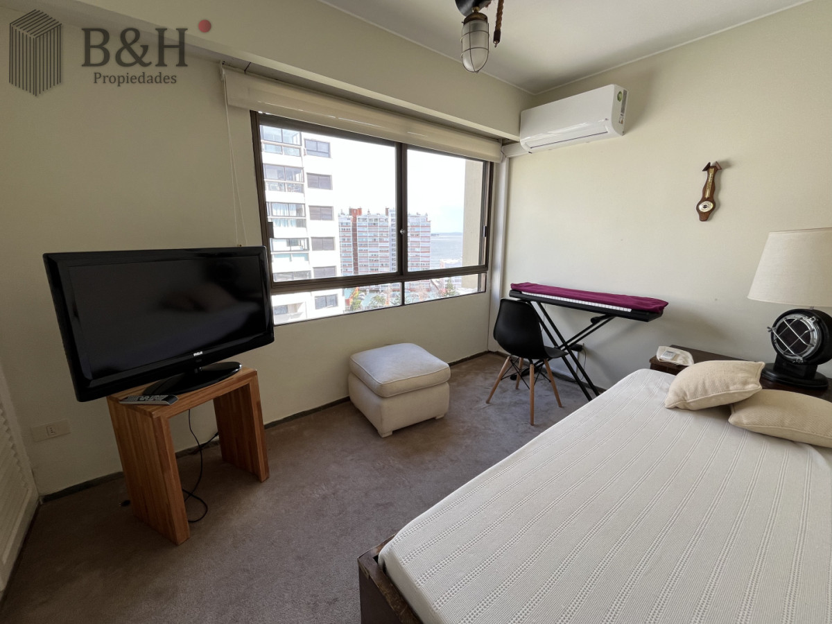 Apartamento ID.7974 - Venta Apartamento de 3 dormitorios + dep Vista al Mar en Playa Brava