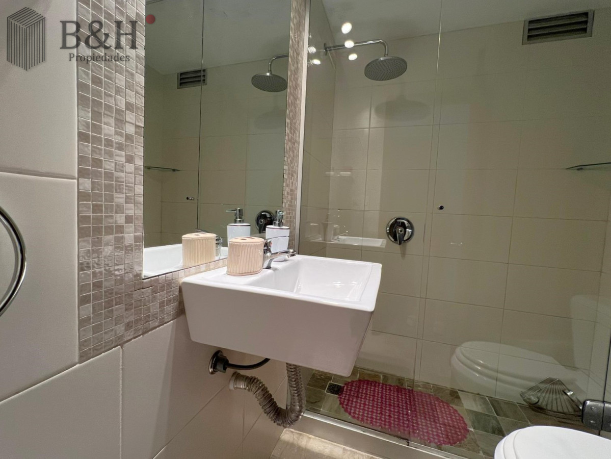 Apartamento ID.6617 - Hermoso apartamento en venta península 3 dormitorios  