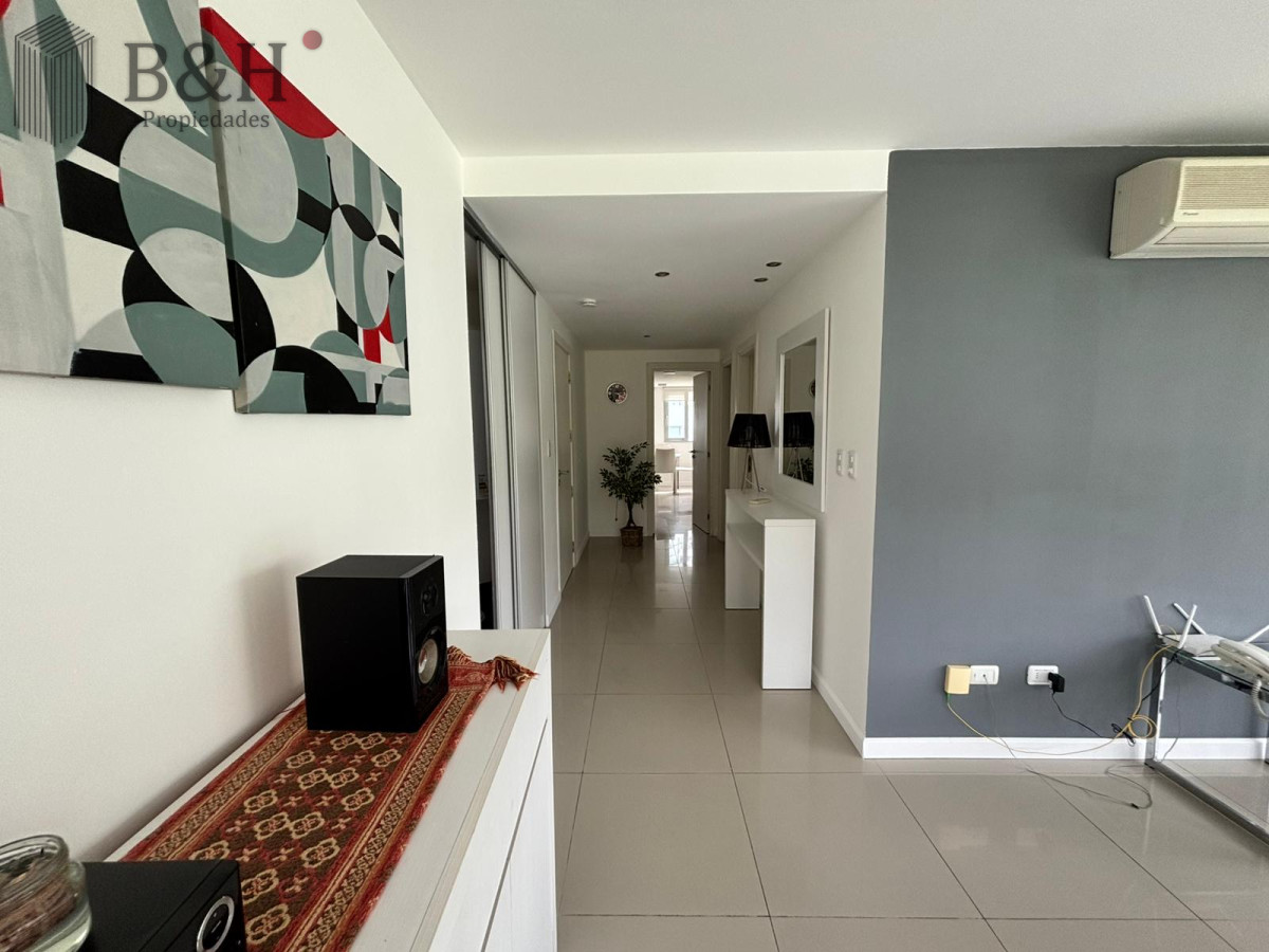 Apartamento ID.6164 - Apartamento de 3 dormitorios, primera linea Punta del Este