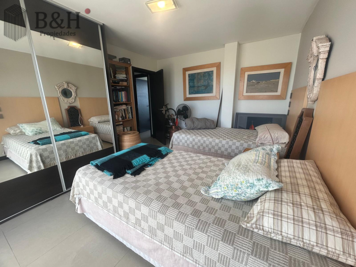 Apartamento ID.5190 - venta de pent-house dos dormitorios mansa