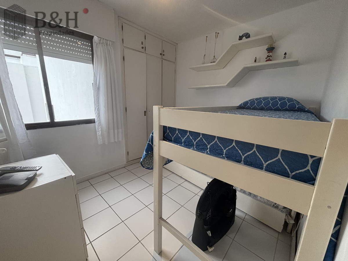 Apartamento ID.4096 - Apartamento de 2 dormitorio - En Península con parrillero exclusivo en la terraza