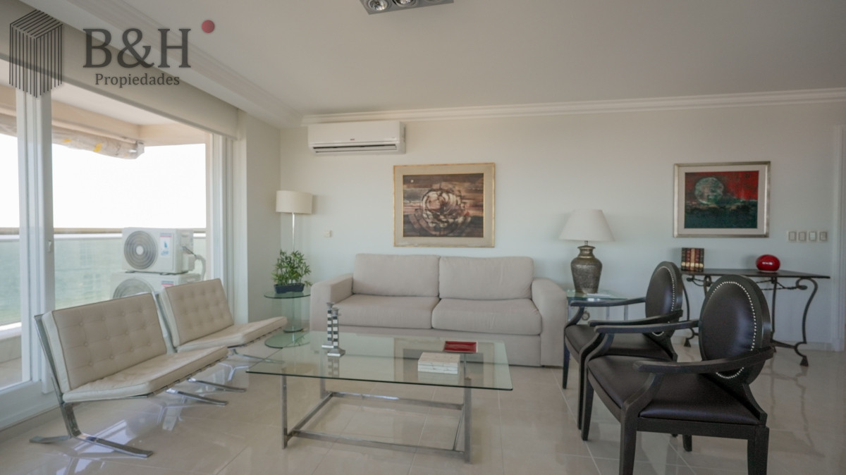 Apartamento ID.4809 - Apartamento de 3 dormitorios a la venta y en alquiler anual - Punta del Este 