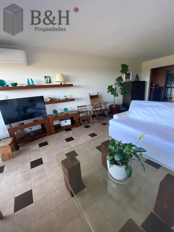 Apartamento ID.2080 - Apartamento en Primera Linea en LA BRAVA