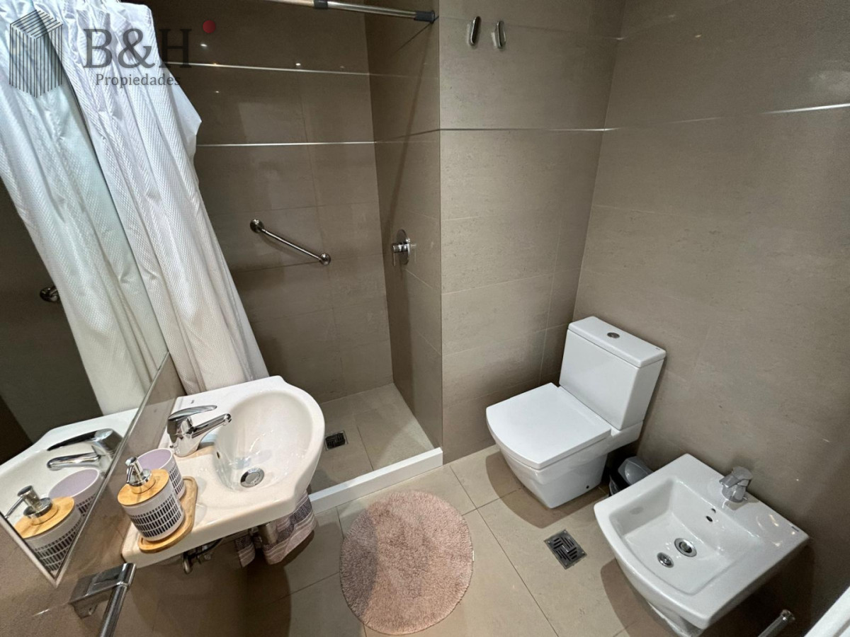 Apartamento ID.6205 - Apartamento de 3 dormitorios en venta, Punta del Este