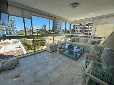 Apartamento de 3 dormitorio a la venta - Brava 