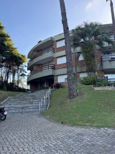 venta de apartamento 2 dormitorios punta del este 