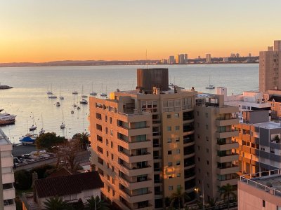 Venta de apartamento de 2 dormitorios - Península 