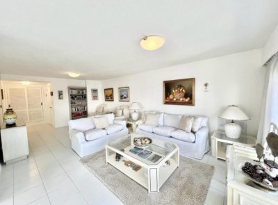 Apartamento de 3 dormitorio + dep en alquiler temporada!!! - Peninsula