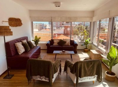 Apartamento de 2 dormitorios a la venta - Península 