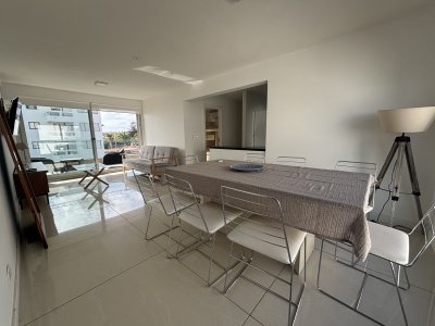 APARTAMENTO EN ALQUILER ANUAL PRIMERA LINEA DE LA MANSA