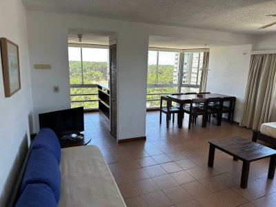 Amplio apartamento hermosas vistas 