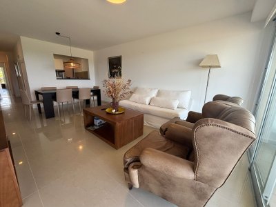 Excelente apartamento de 3 dormitorios en suite - Parada 30 de la Brava 