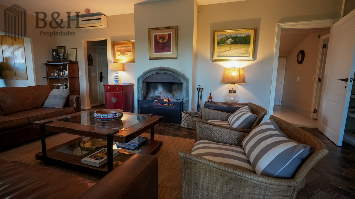 Casa ID.5233 - Hermosa Casa en parada 15 de la Mansa - Punta del Este 