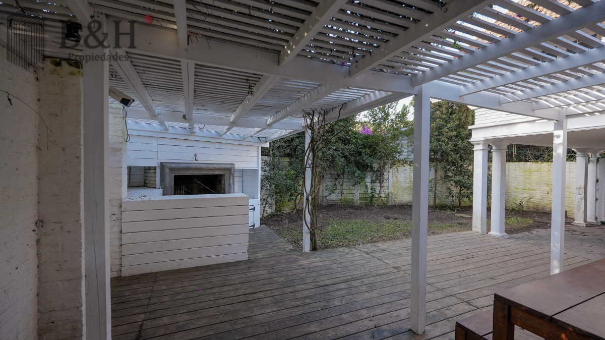 Casa ID.5233 - Hermosa Casa en parada 15 de la Mansa - Punta del Este 